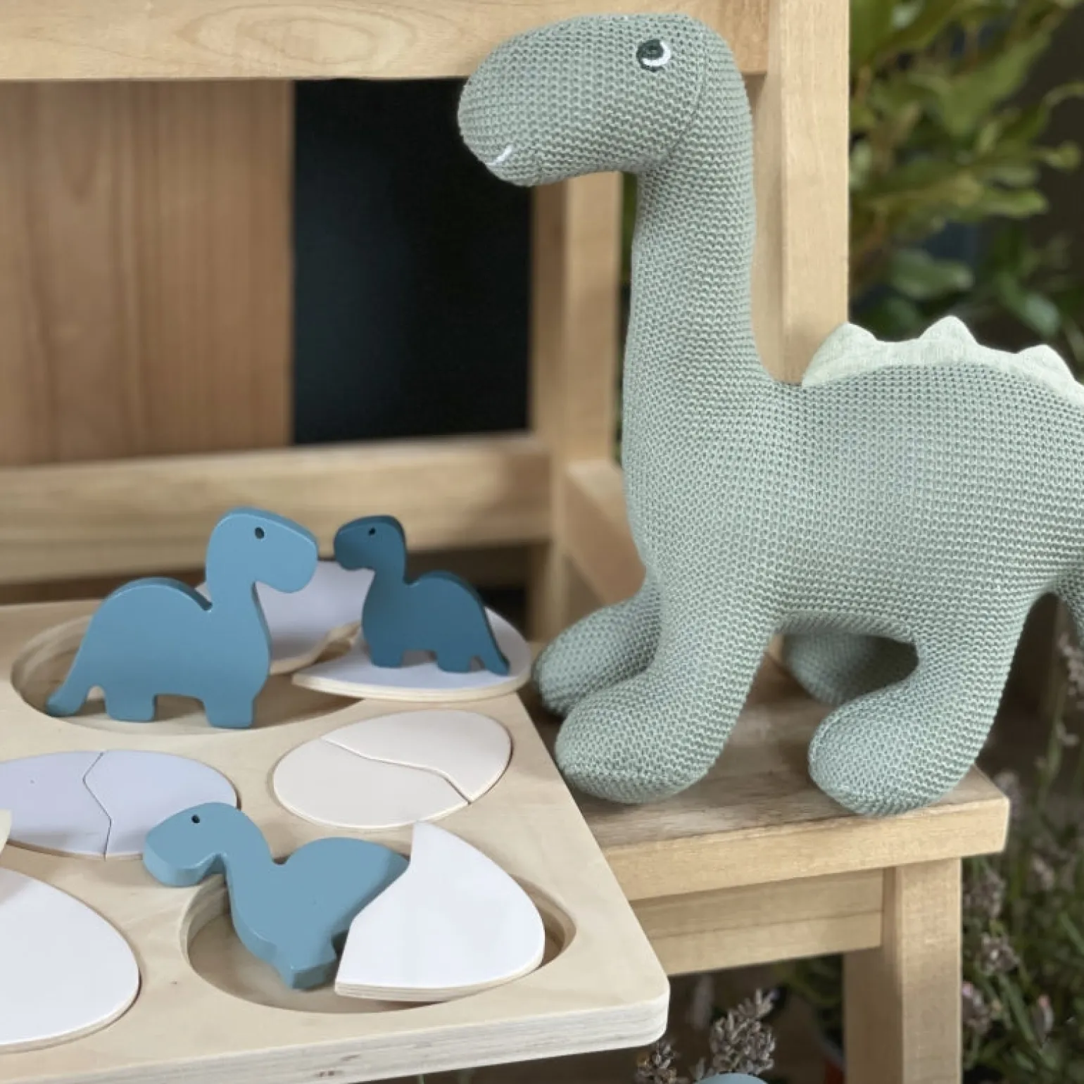 Egmont Les Petits Wooden Puzzle Egg & Dino
