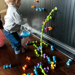 Fat Brain Toys - Squigz Starter Set