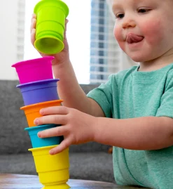 Fat Brain Toys - Suction Kupz