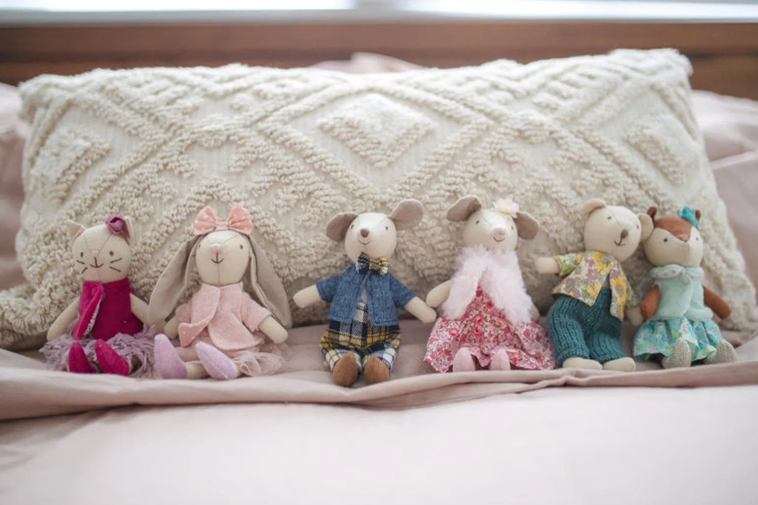 Great Pretenders - Mini Doll Clover The Bunny