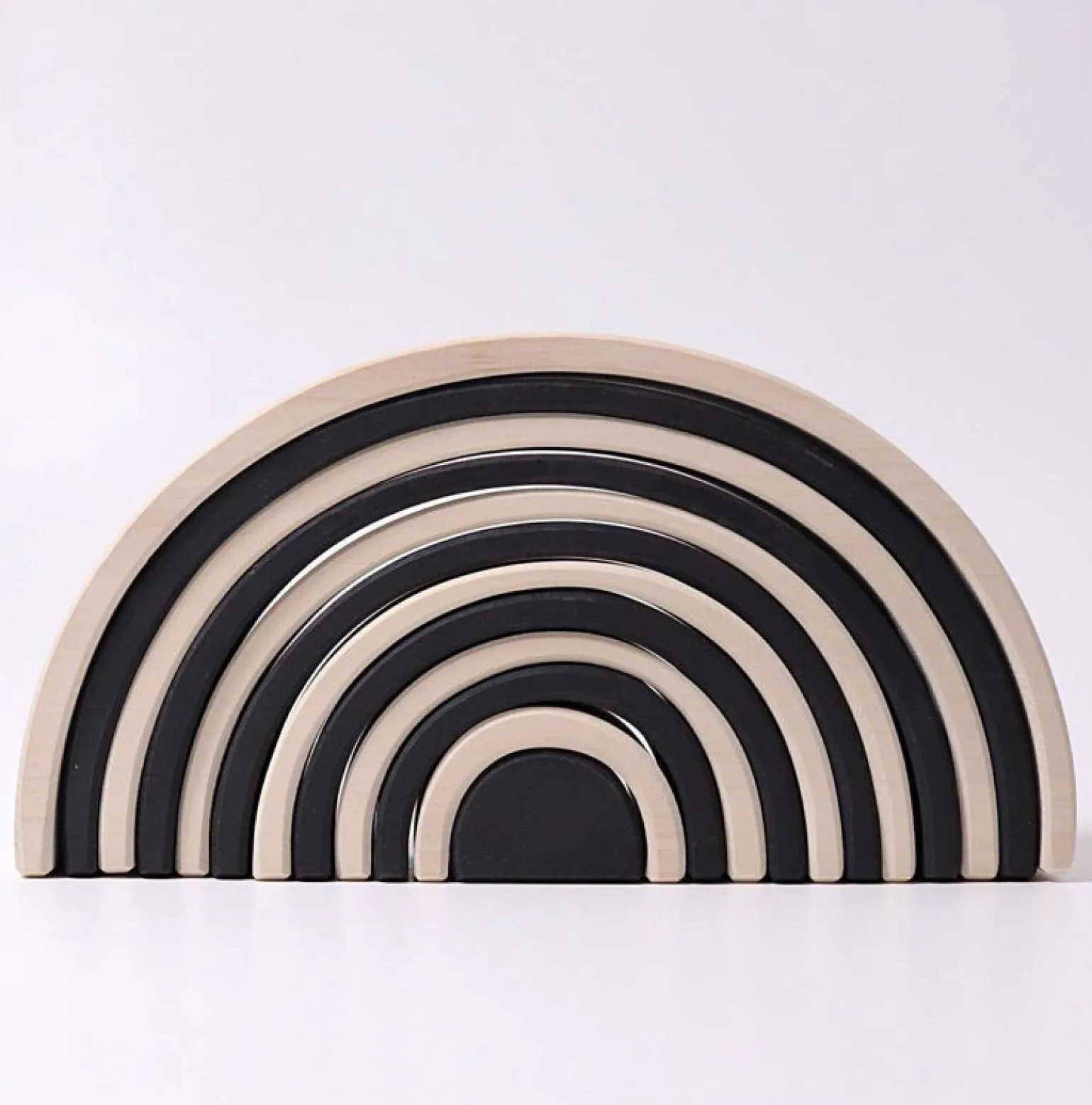Grimms - Large Rainbow Black & White 12 Pieces