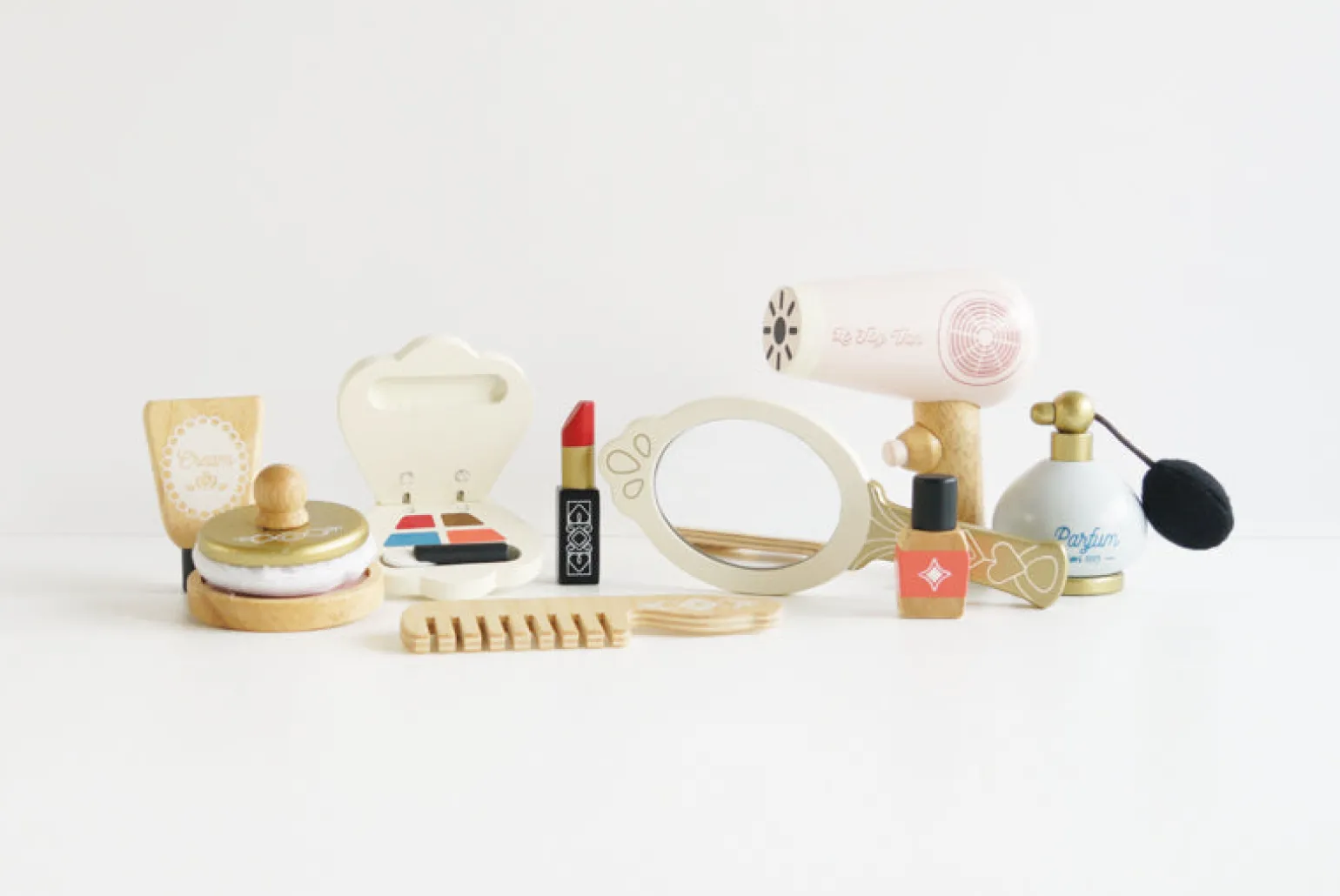 Le Toy Van - Wooden Star Beauty Bag