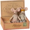Maileg - Mice, Mum & Dad In Cigar Box