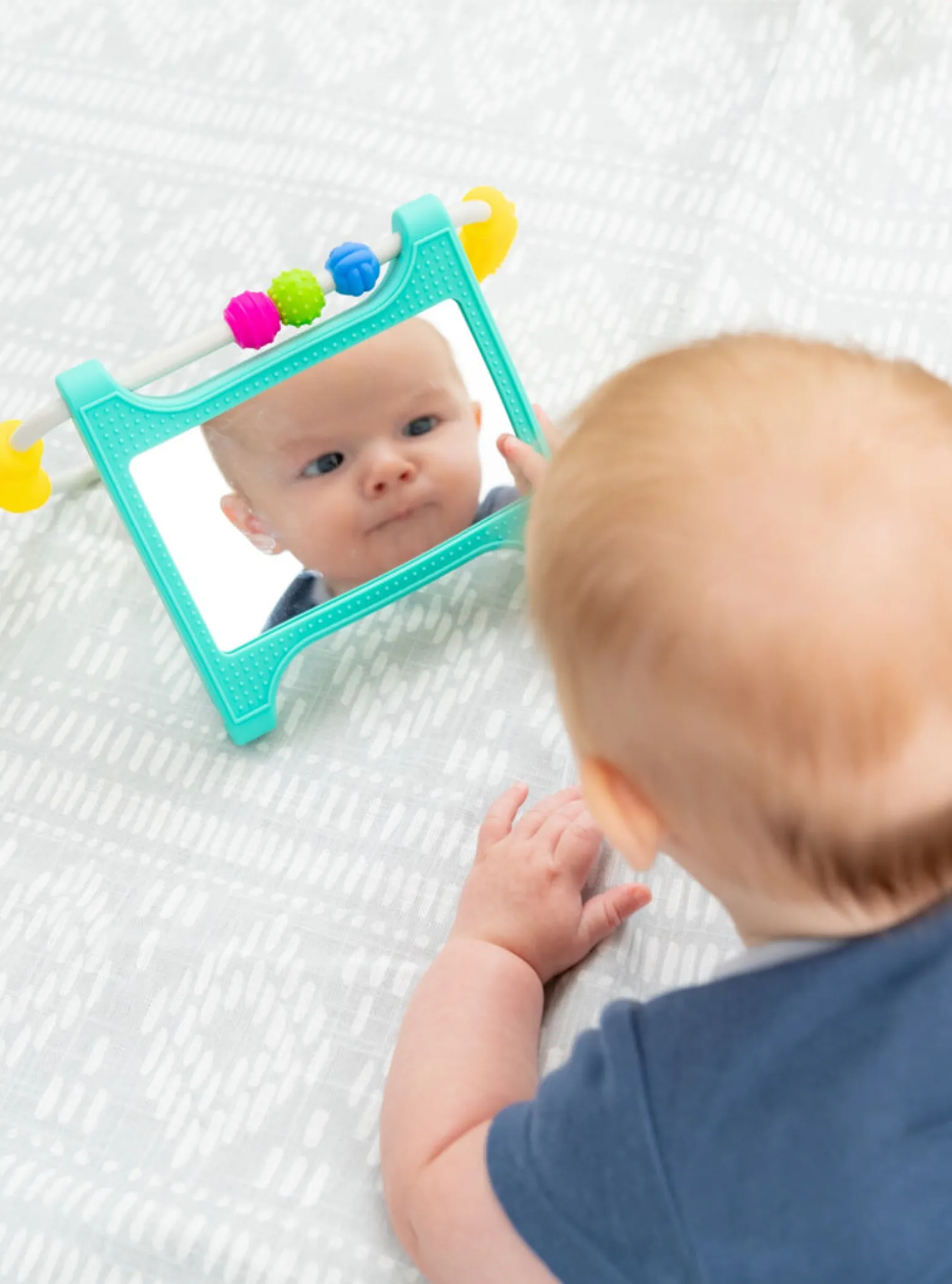Mobi - Peeka Mirror