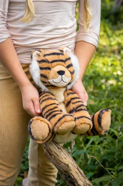 Nana Huchy- Tesh The Tiger