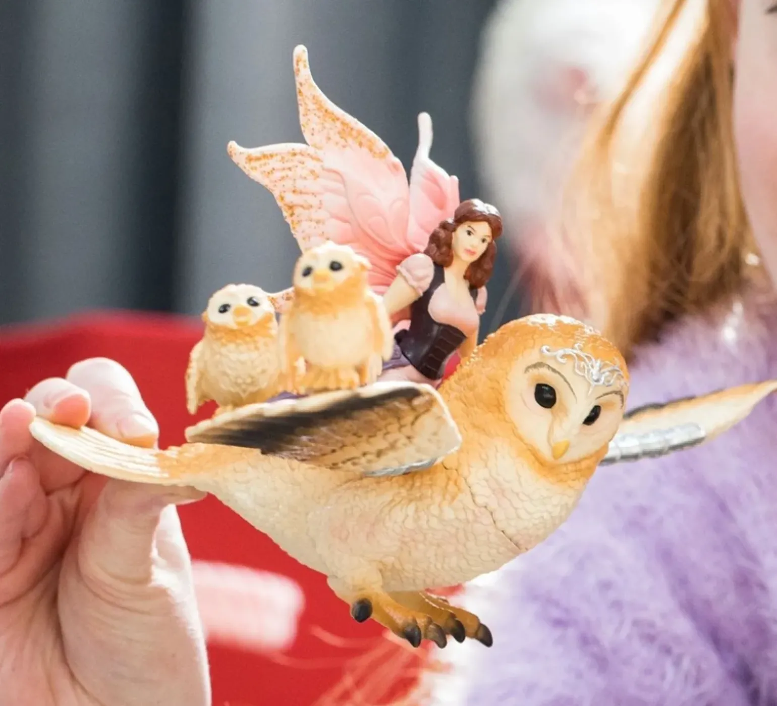 Schleich - Fairy In Flight On Winged Owl