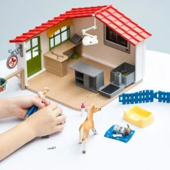 Schleich - Veterinarian Practise With Pets