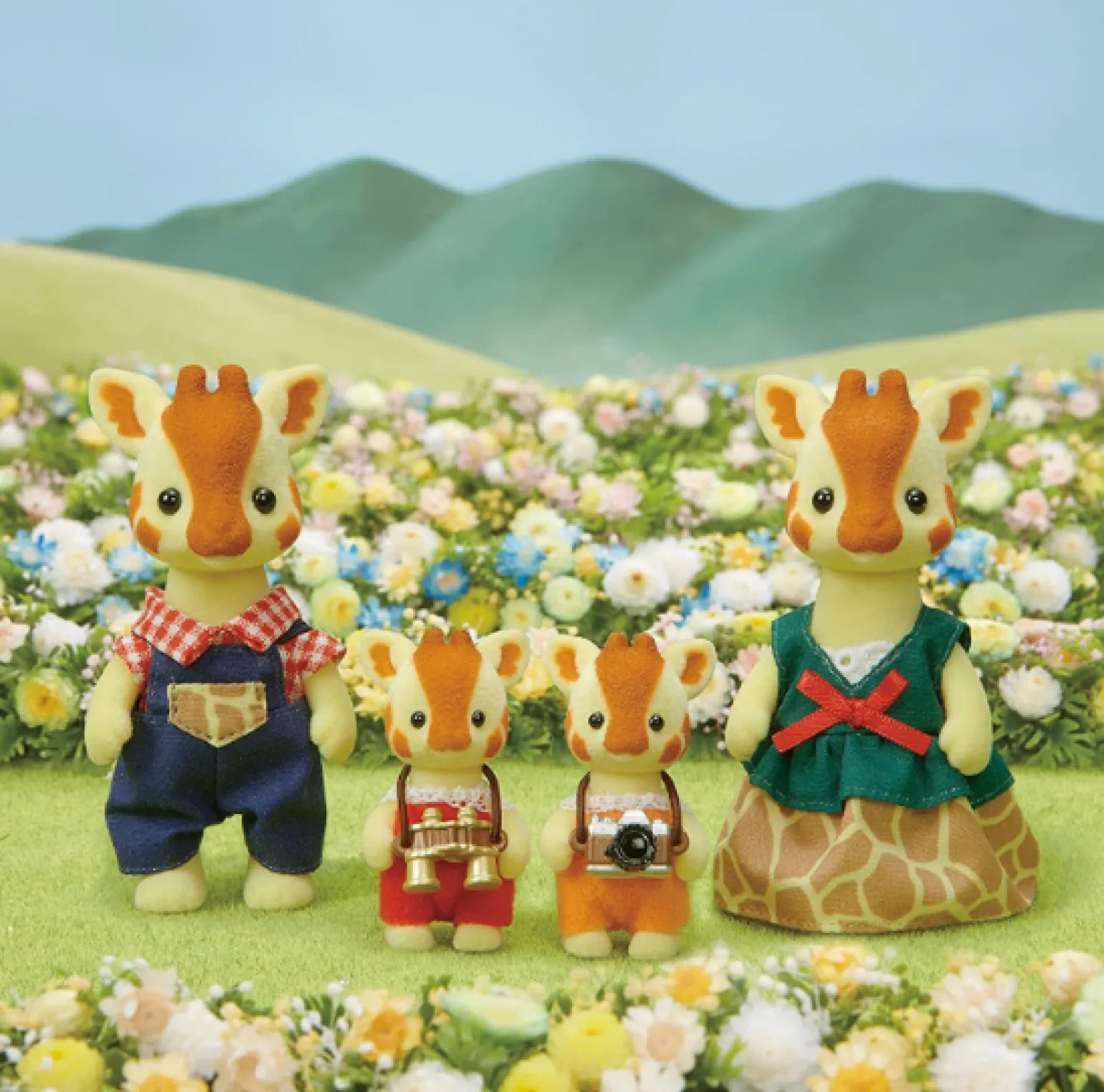 Sylvanian Families Highbranch Giraffe Family