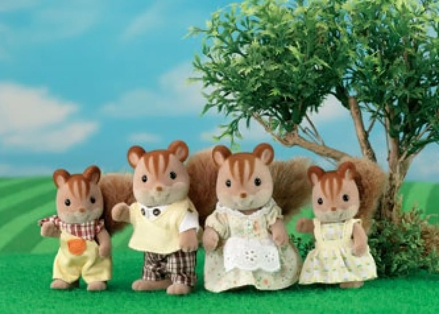 Sylvanian Families Walnut Squirrel Family