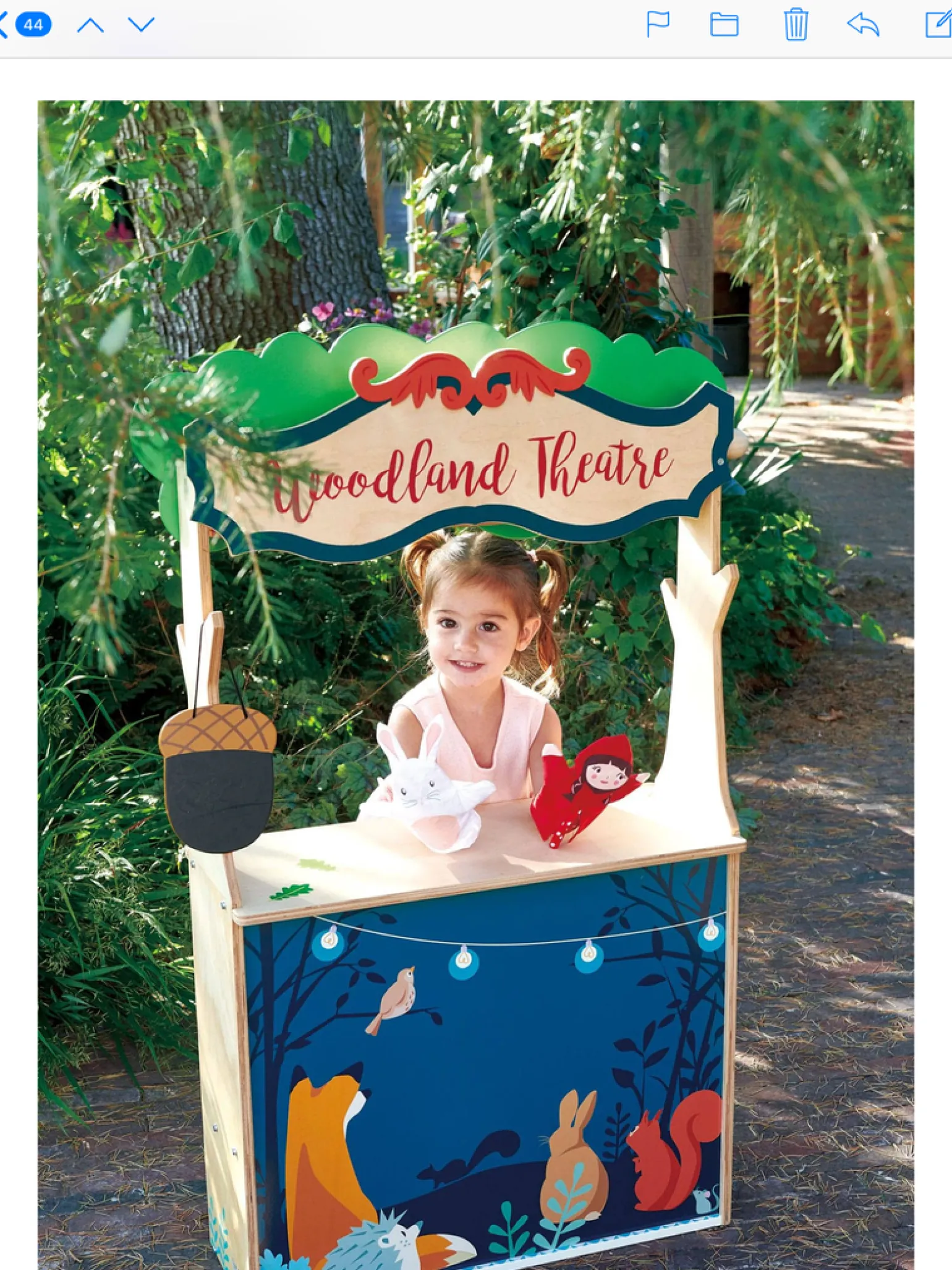 Tender Leaf - Wooden Theatre & Store